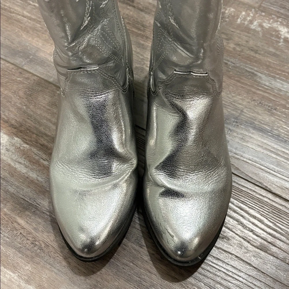 Madden Nyc silver cowgirl